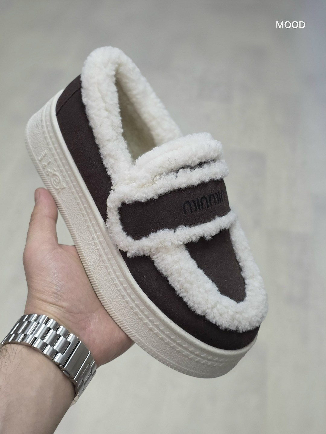 ,женская ,брендовые кеды ugg на толстой подошве с мехом,повседневная ,кроссовки женские шерстяные в клетку