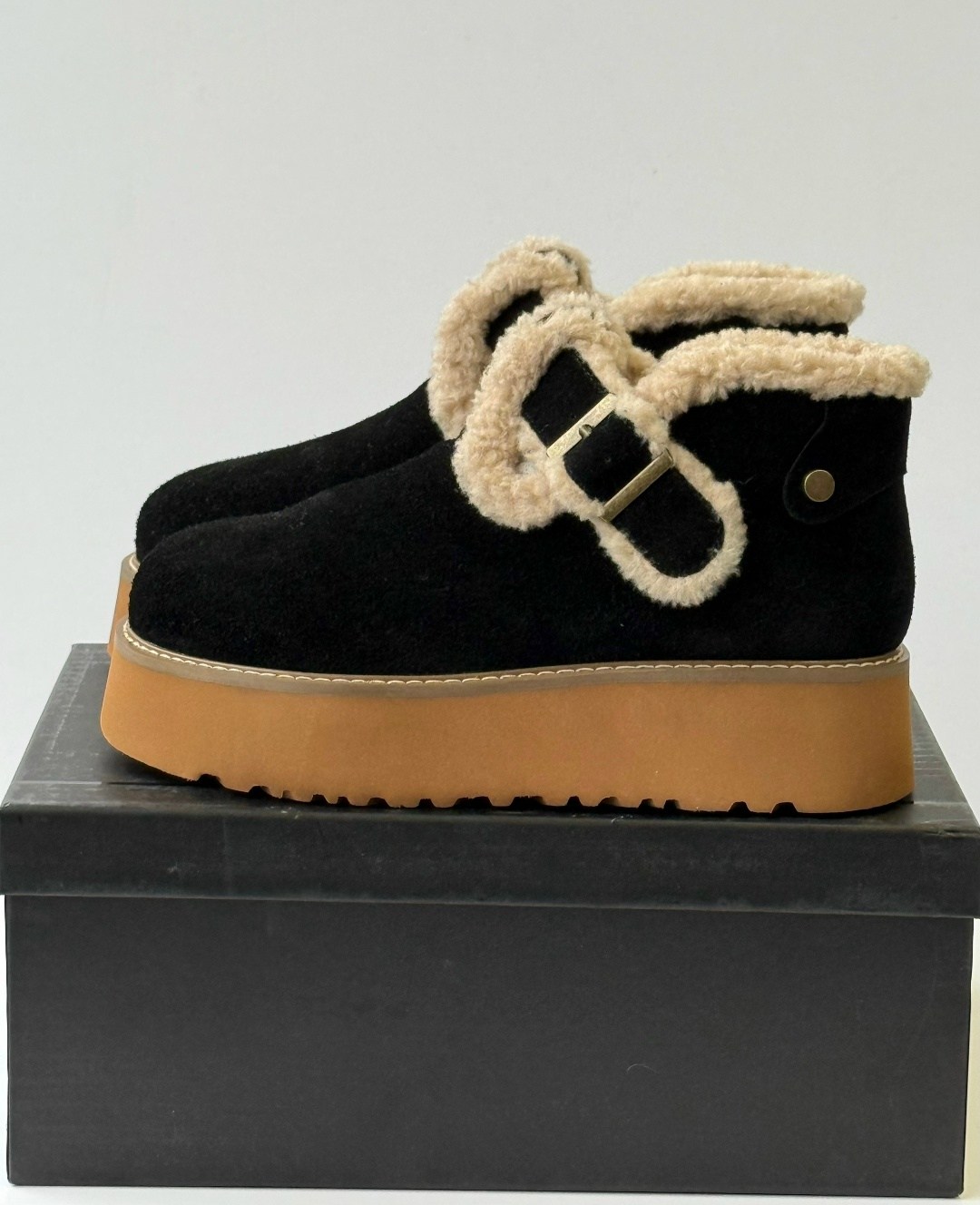 ,женские угги,женская ,зимняя ,зимняя женская