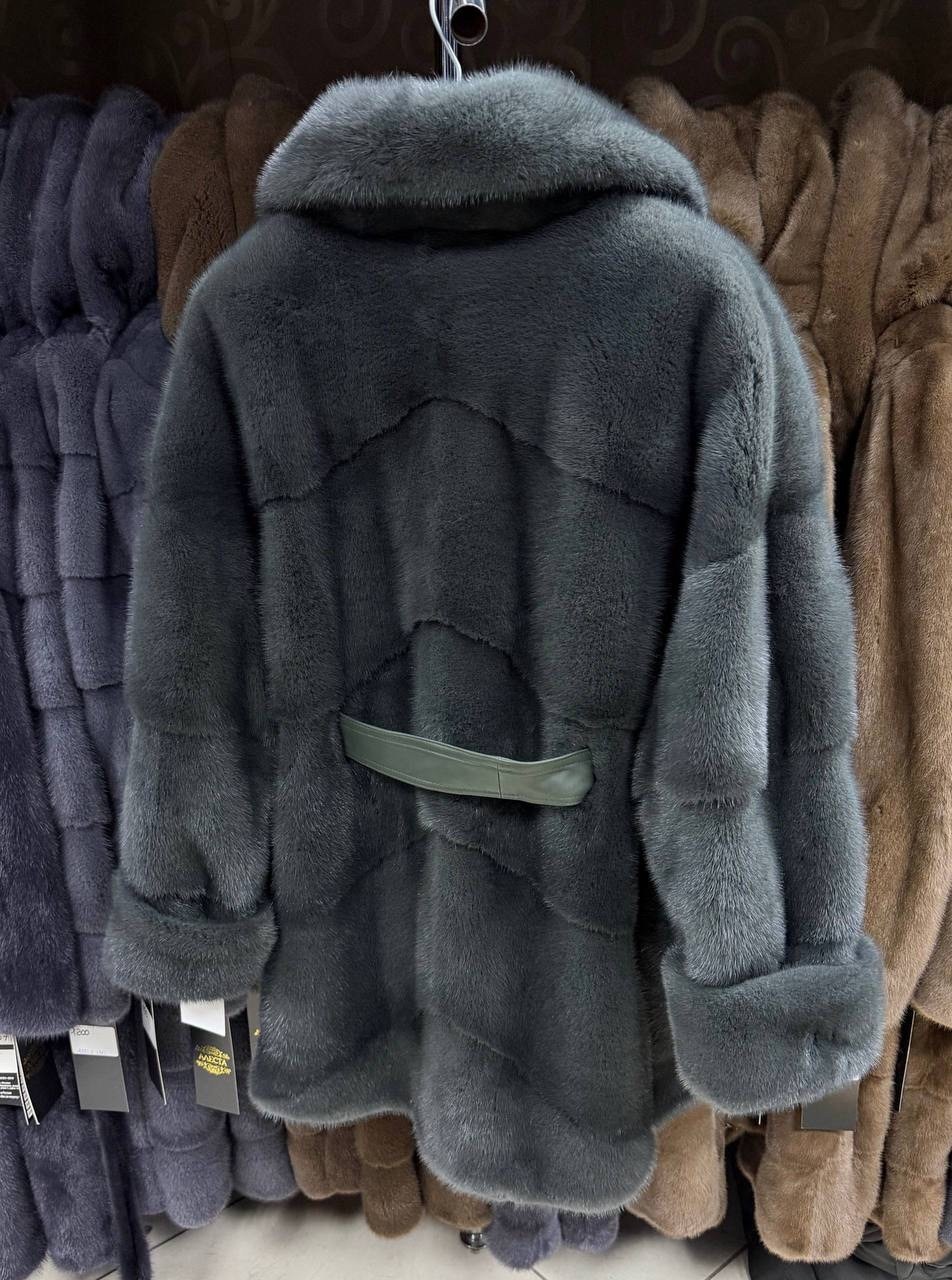 норковая шуба,шубка из меха импортной плюшевой норки с английским воротником,женская норковая шуба,элегантные шубы,шуба