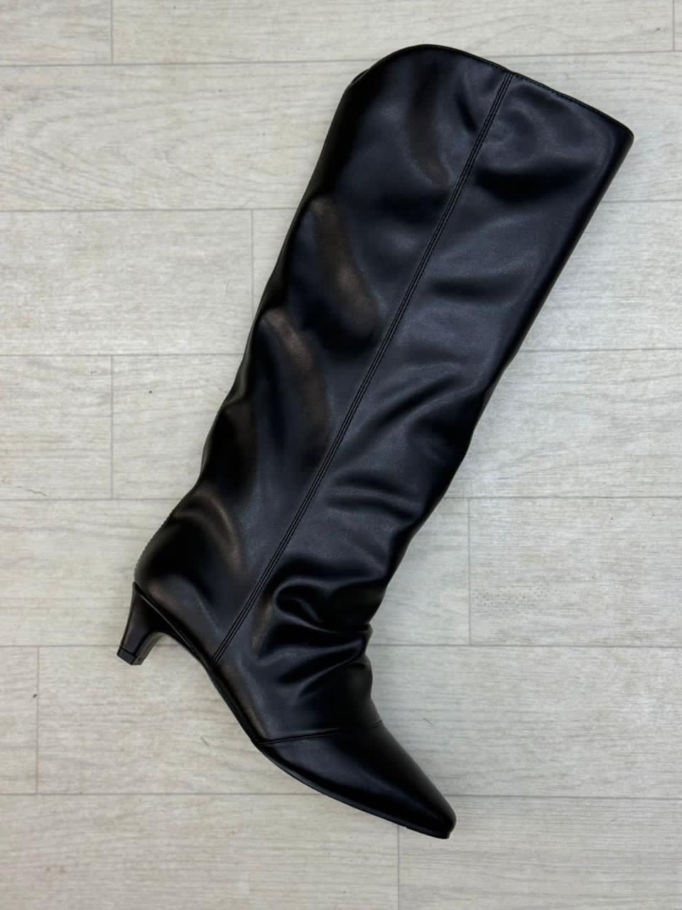 женские сапоги,,высокие сапоги,сапоги,женские сапоги до колена