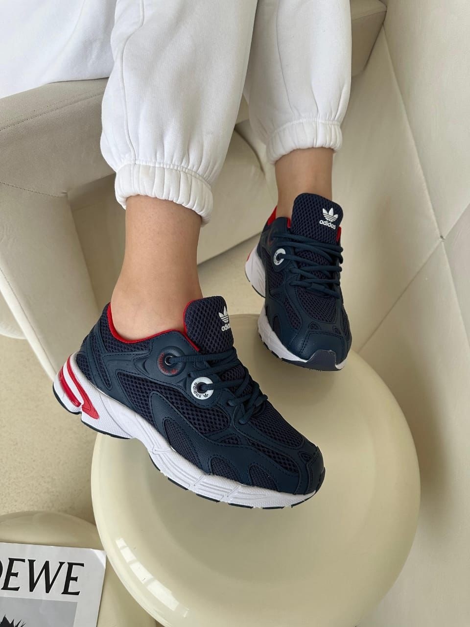 кроссовки женскиe,кроссовки adidas,,кроссовки,кроссовка