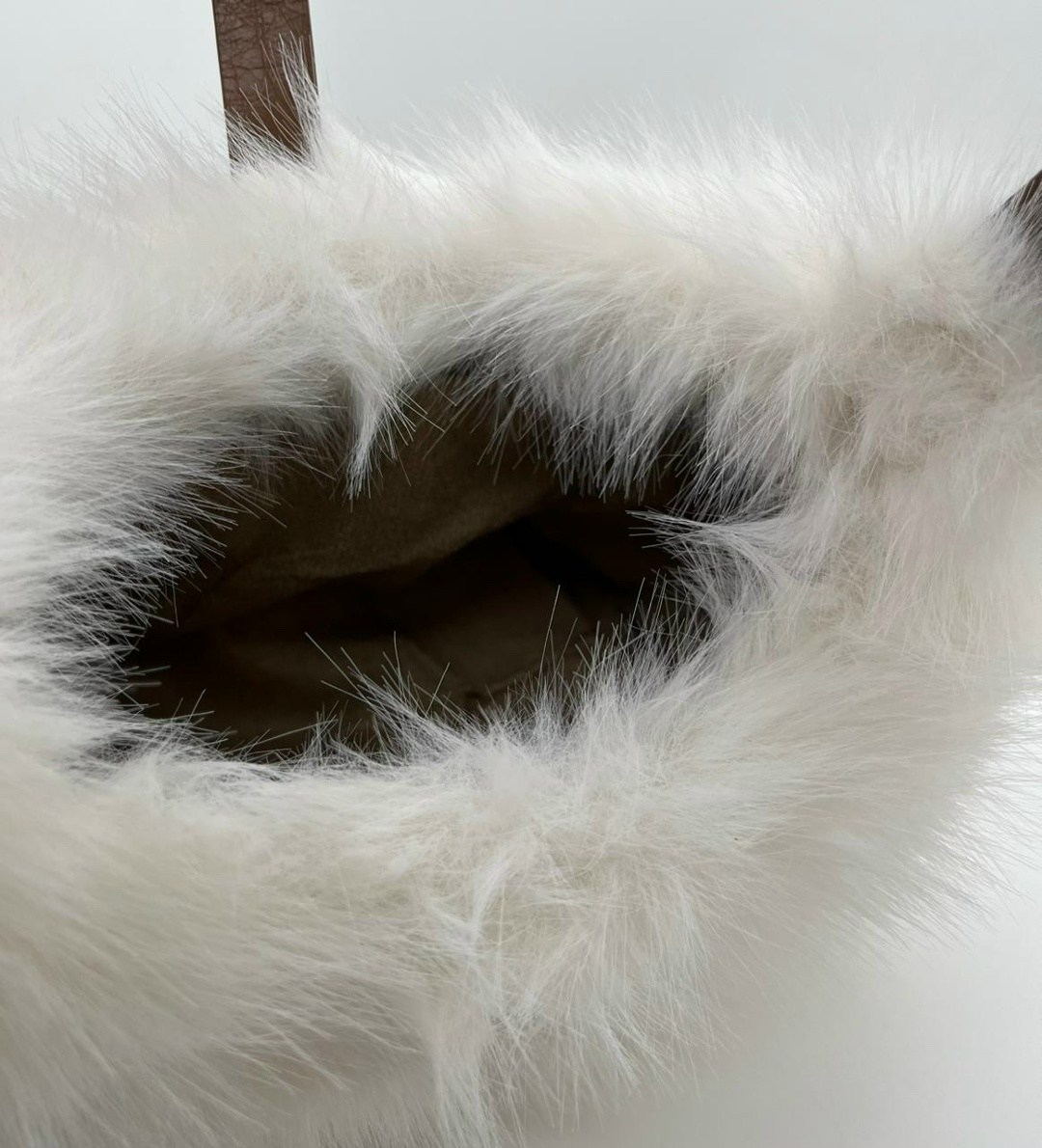 меховая сумка,сумка женская меховая,меховая сумочка,пушистая сумка,пушистая сумка через плечо