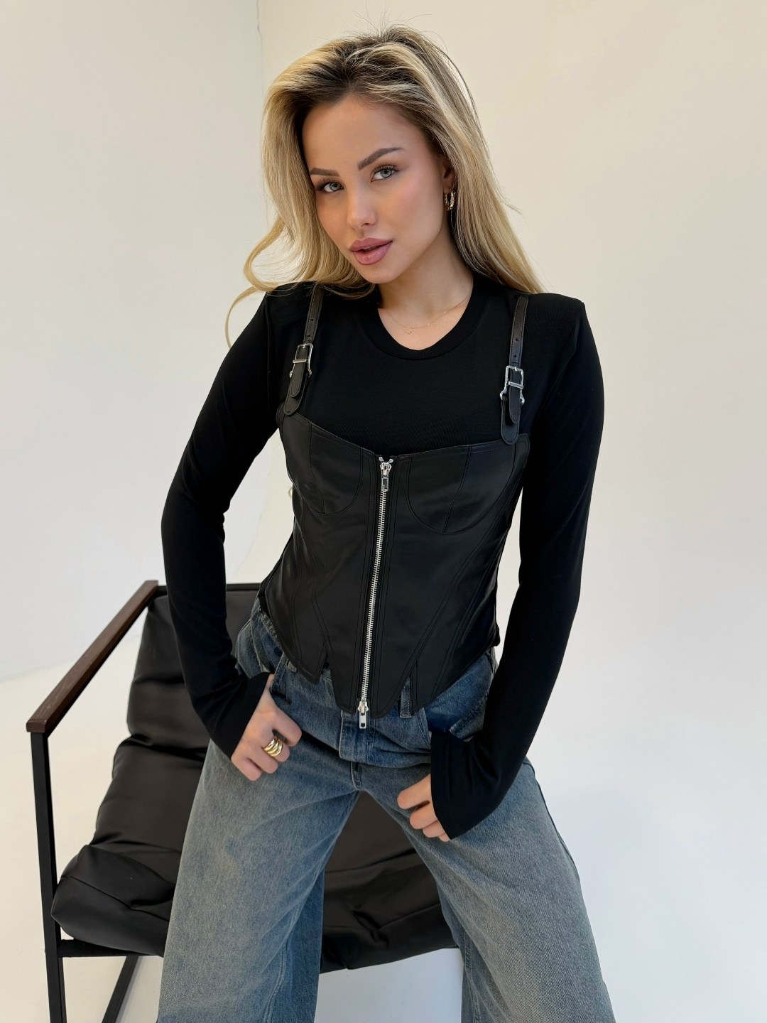 лонгслив на молнии,модные джинсы,джинсы женские,одежда женская