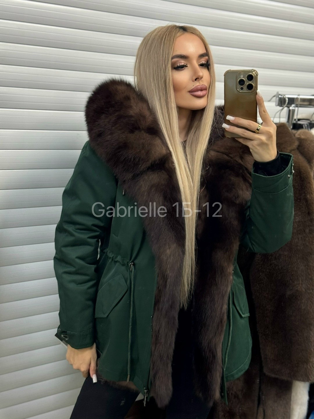 парка с натуральным мехом,парка с мехом,парки с мехом,меховая парка,парка с мехом песца