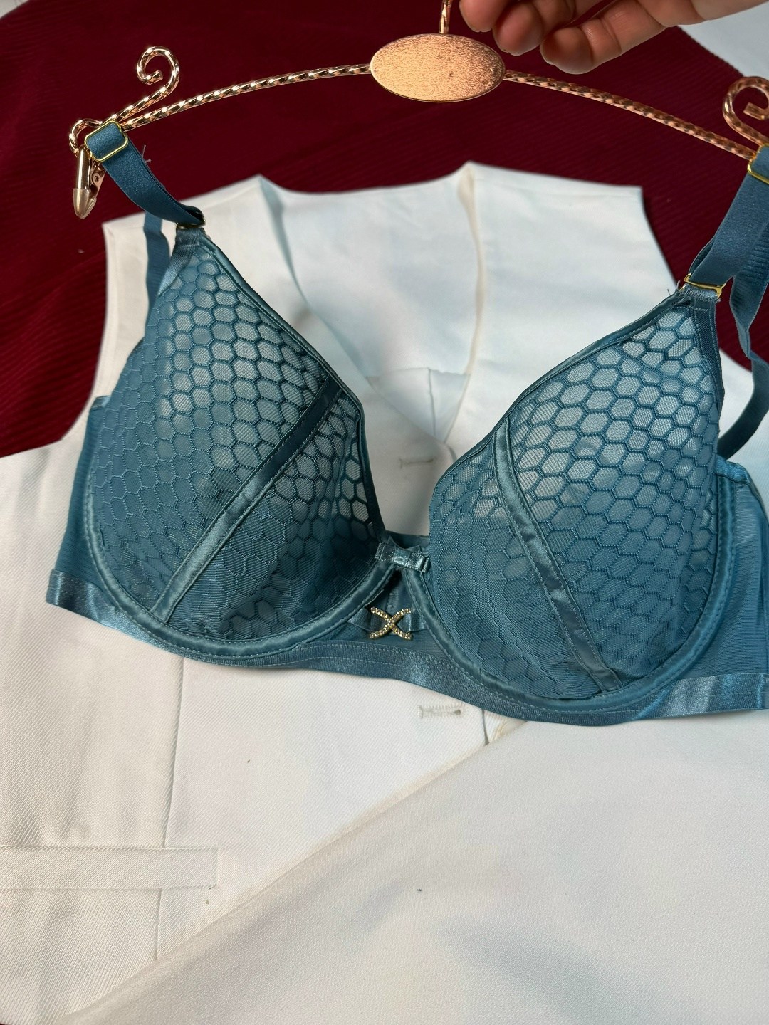 бюстгальтер,бюстгальтер пуш ап,женские бюстгальтеры,нижнее белье бюстгальтер,бюстгальтер на косточках с пуш ап