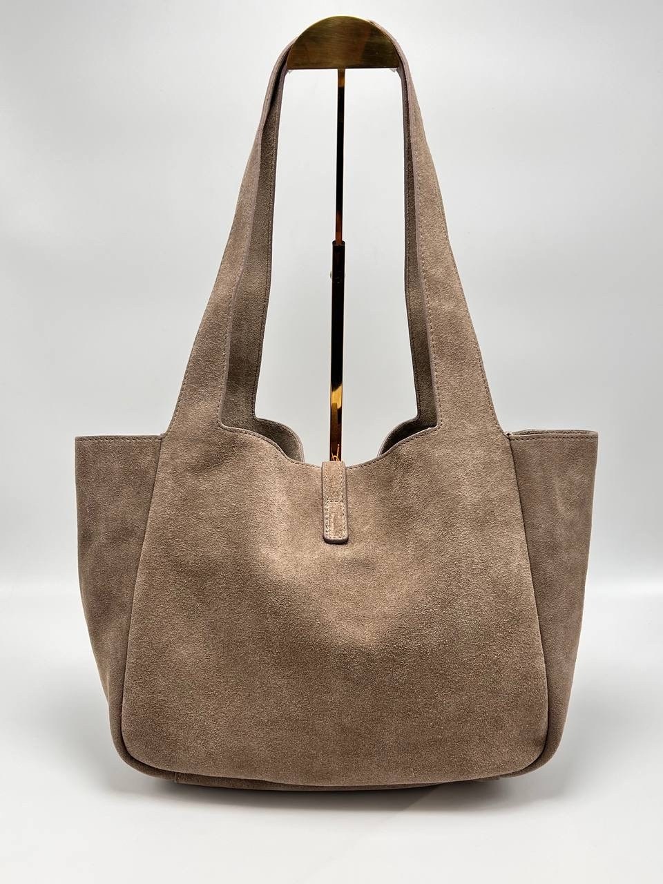 женская замшевая сумка yves saint laurent 37x29 см,сумка saint laurent женская замша бордовая,замшевые сумки,замшевая большая сумка bea ysl cabas saint laurent цвет golden leaf,сумка женская замшевая