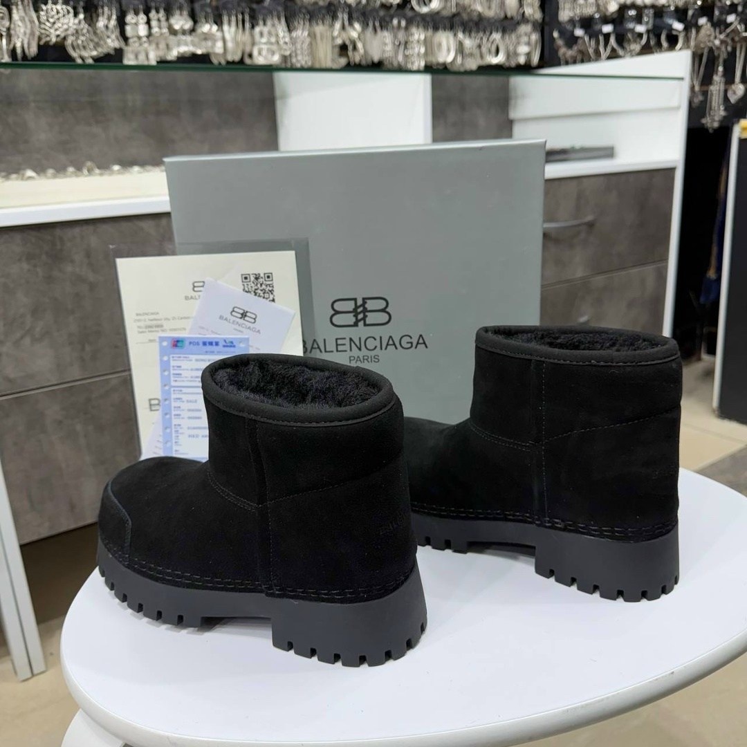 зимние женские брендовые ботинки balenciaga alaska fur bootie premium,,ботинки balenciaga alaska fur bootie premium,женские ботинки balenciaga premium alaska fur low boot - black,угги женские