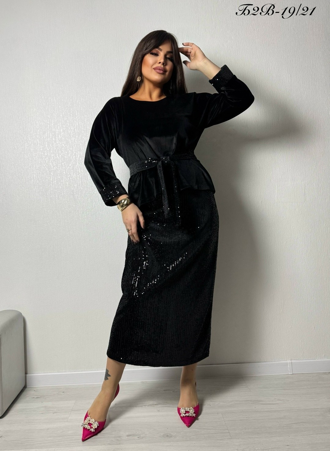 велюровое платье для полных женщин,платье праздничное из велюра больших размеров vioro,велюровое платье больших размеров,нарядное платье,платье