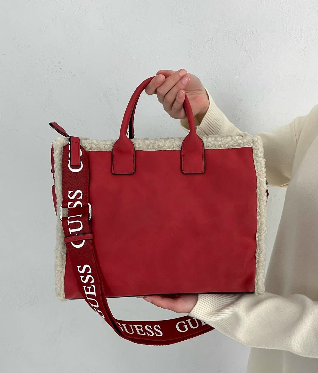 сумка женская guess,сумка guess,сумка guess silvana mini,сумка-тоут guess silvana compartment светло-коричневая,сумка