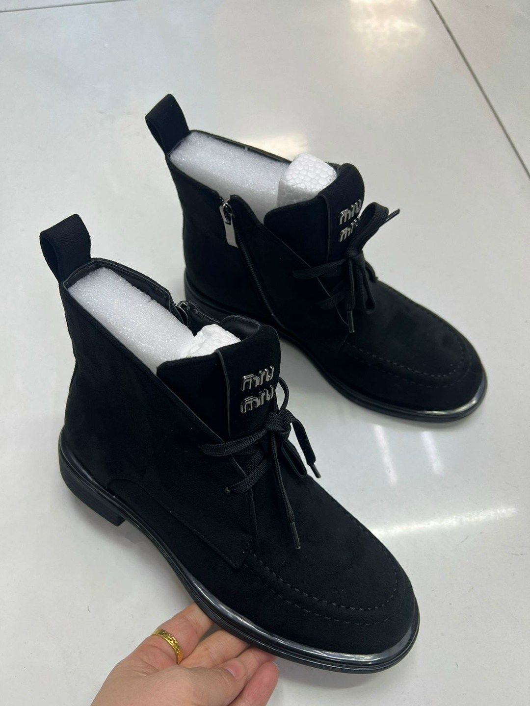 ,женские ботинки,женская ,зимняя  женская,ботинки