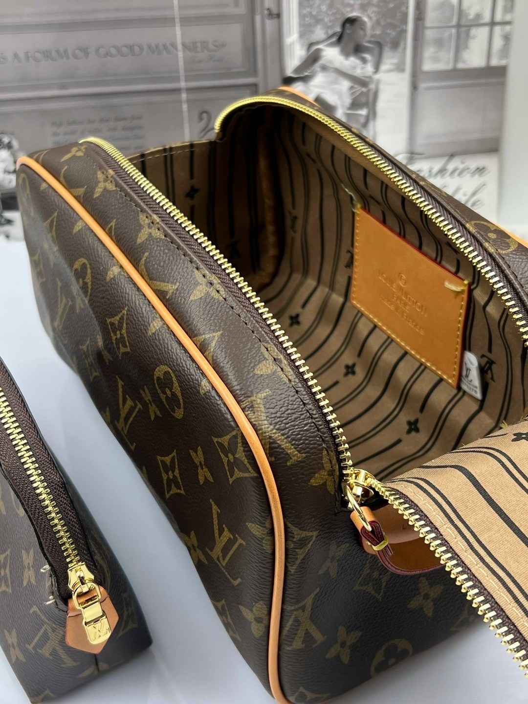 косметичка louis vuitton,походная косметичка луи виттон,большая косметичка от луи виттон,луи виттон косметичка,косметичка луи витон