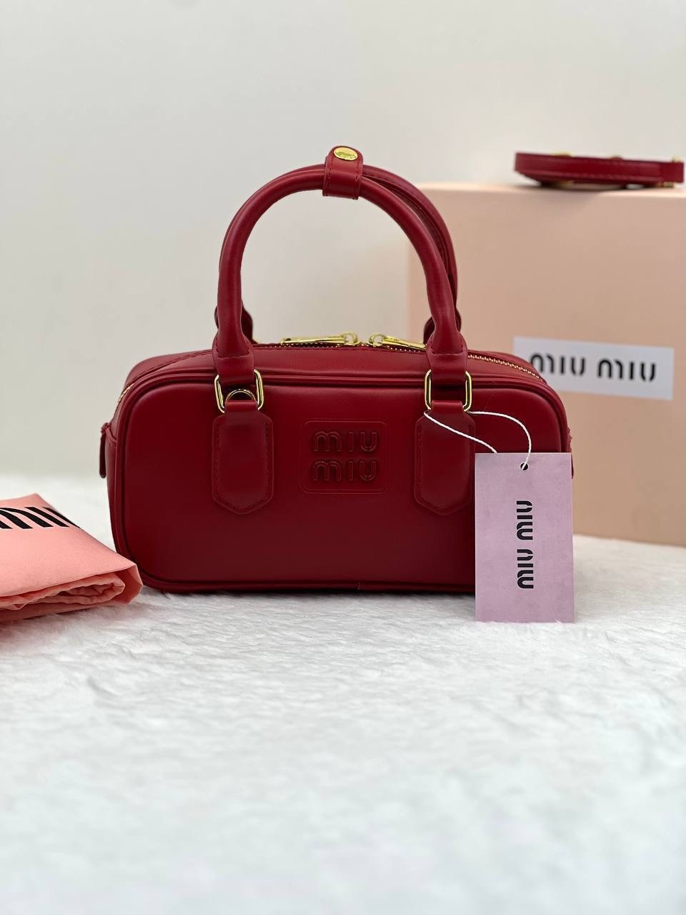 сумка miu miu,miu miu сумка на плечо,сумка,сумка женская miu miu,сумка миу миу