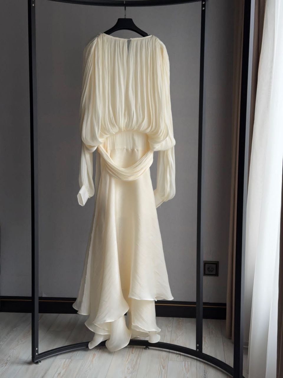 мода стиль,стильные наряды,девушка,женские наряды,женская мода