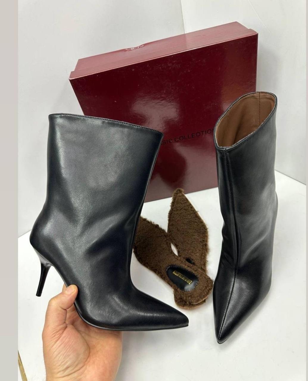 ,сапоги до колена на высоком каблуке с острым носком,модные сапоги,женские сапоги,женские ботильоны