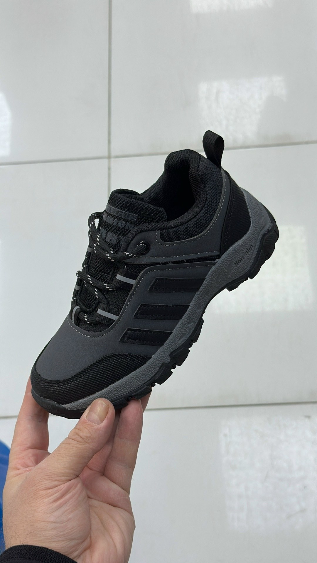 ,кроссовки adidas,кроссовки закрытые,мужские кроссовки,кроссовка