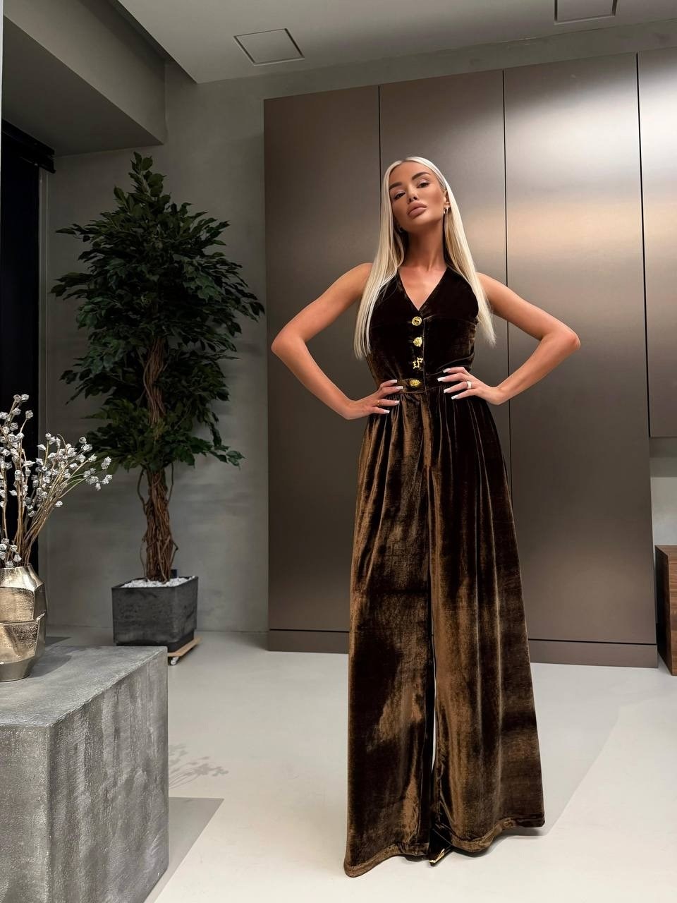 элегантные комбинезоны,стильные костюмы,вечерние комбинезоны,женские комбинезоны,комбинезон из бархата