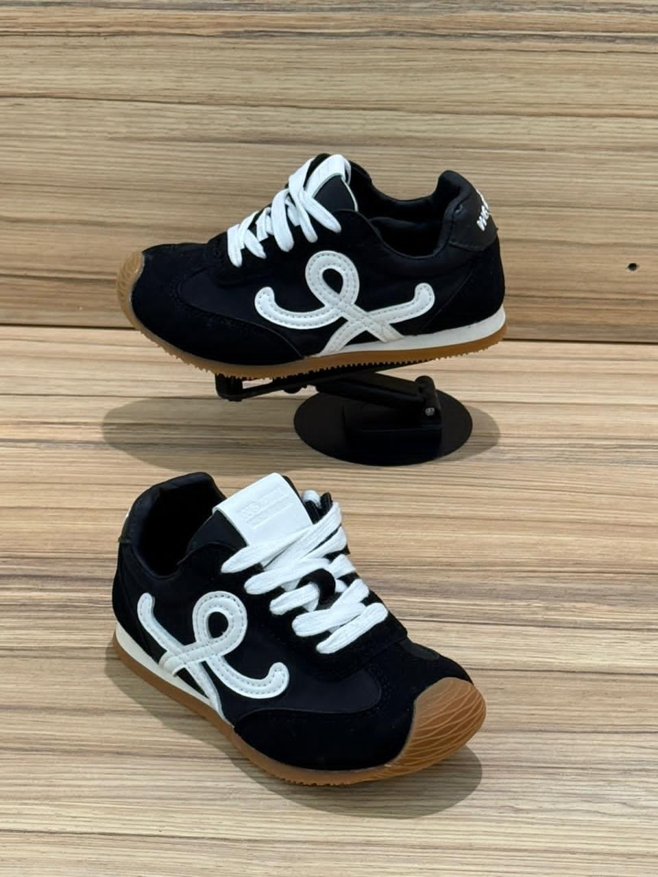 кроссовки,спортивная ,женские кроссовки,кроссовки loewe,спортивные кроссовки