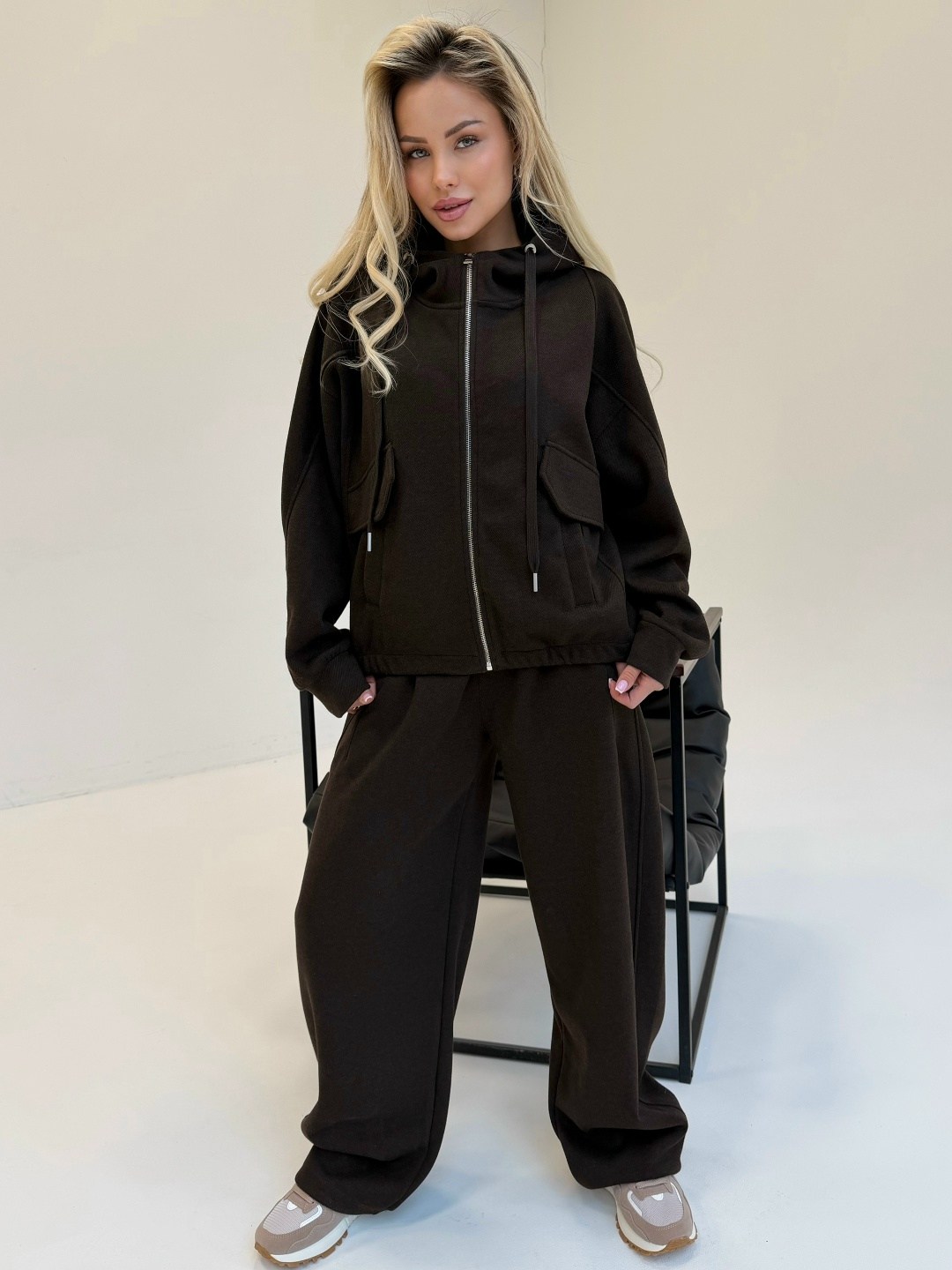 спортивный костюм,женский трикотажный костюм с брюками,костюм,костюм двойка брючный теплый темно-серый,трикотажные костюмы женские