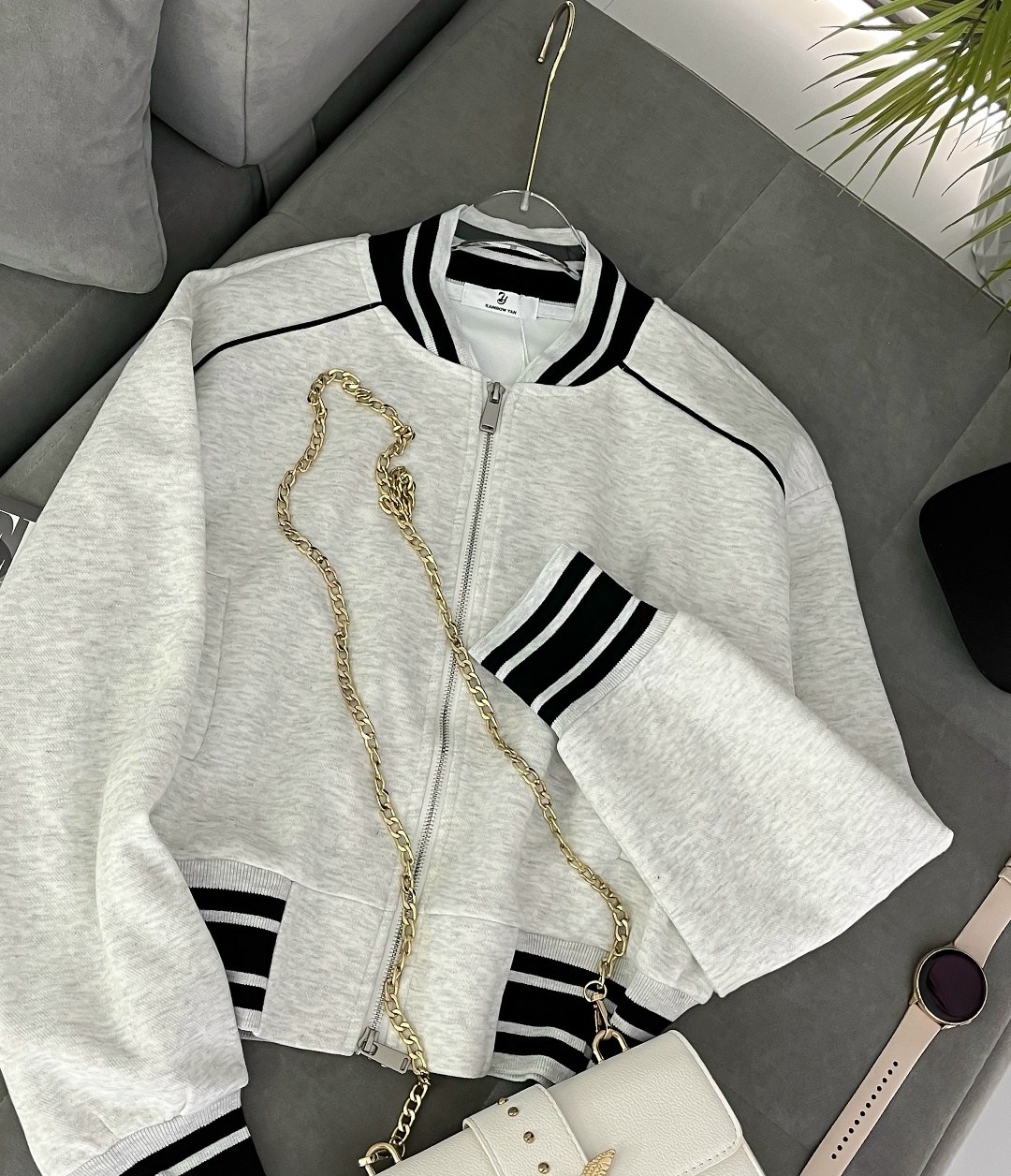 куртка бомбер,модная толстовка,кофта женский,повседневная куртка,женское толстовка