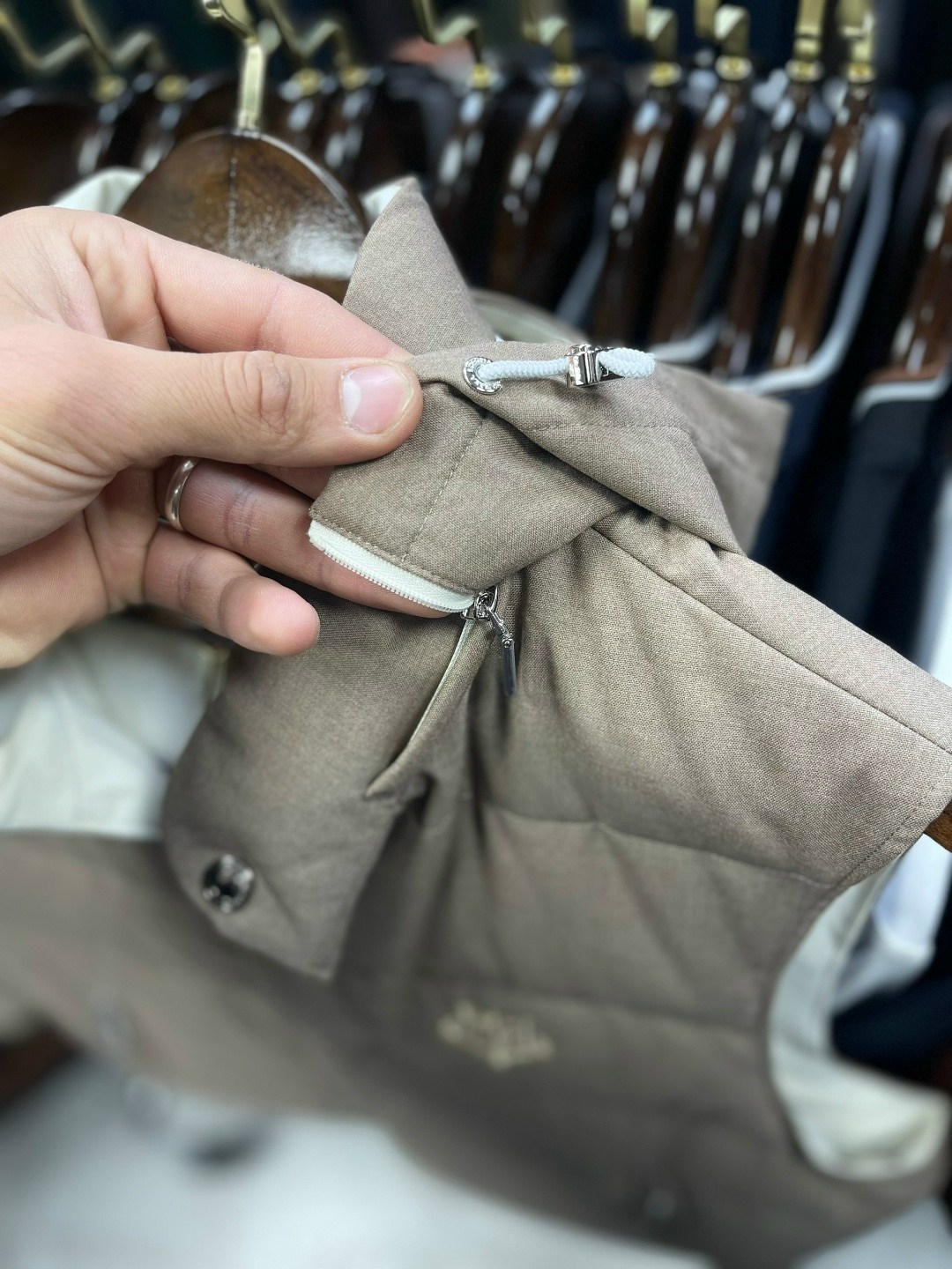 жилет мужской,пуховой жилет,теплый жилет,жилет,жилетка