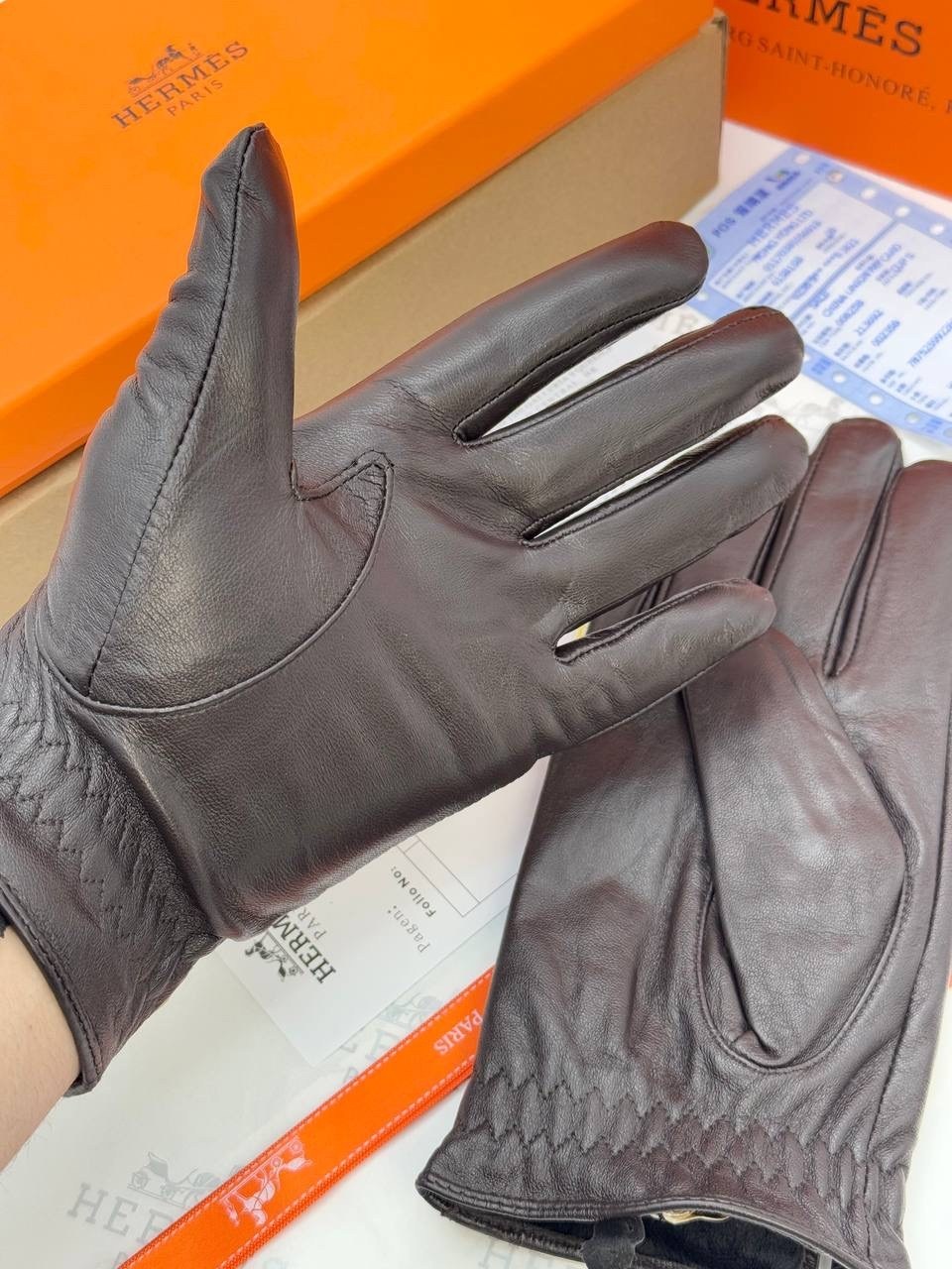 перчатки hermes,перчатки,перчатки модные,теплые перчатки,женские перчатки