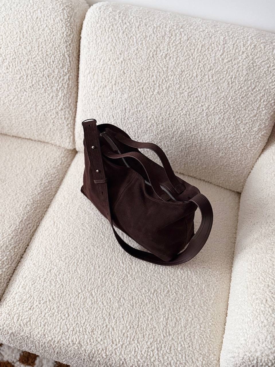 большая сумка хобо из натуральной замши, цвет коричневый,сумка замшевая,сумка женская замшевая кросс-боди через плечо,сумка женская замшевая на плечо натуральная замша,большая сумка-шоппер из итальянс