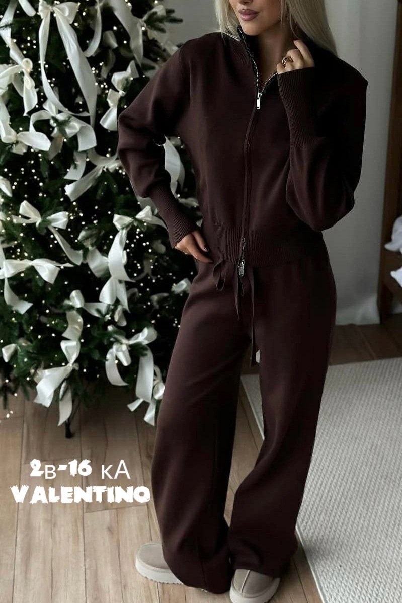 костюм трикотажный,костюм женский,брючный костюм,костюмчик,трикотажный костюм женский