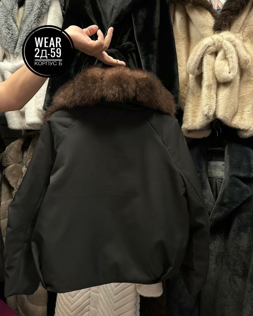 пуховик с натуральным мехом,пуховик женский с натуральным мехом,пуховик с натуральным песцом,куртка с мехом,пуховик женский