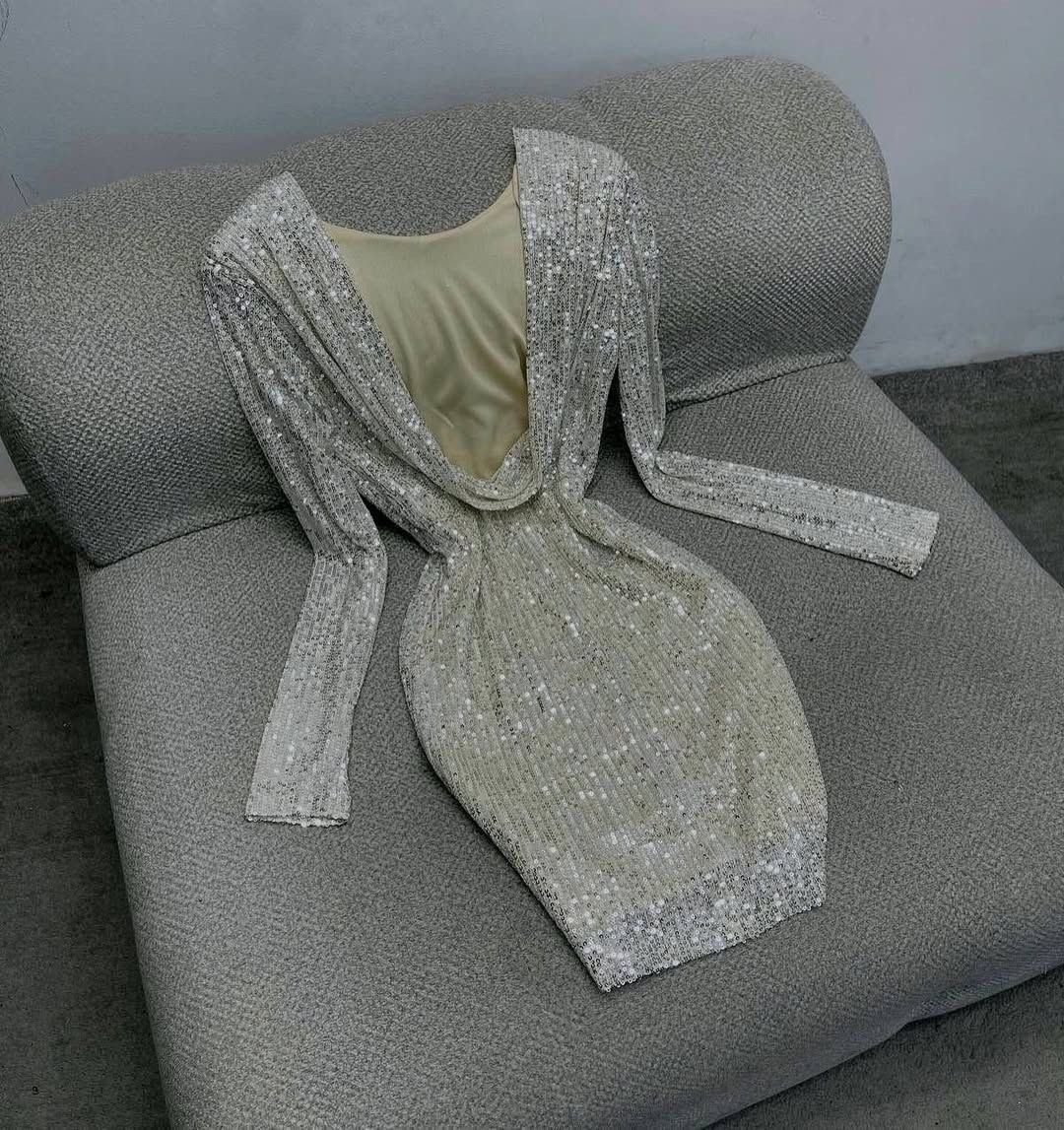 платье с открытой спиной,женское платье с открытой спиной,облегающее платье,мини платье,блестящее платье