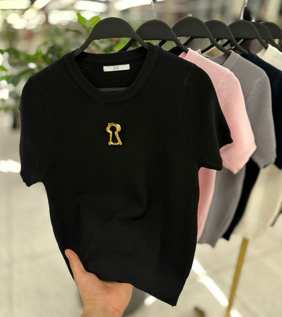 женская кофта,трикотажный свитер,свитера женские,женская футболка