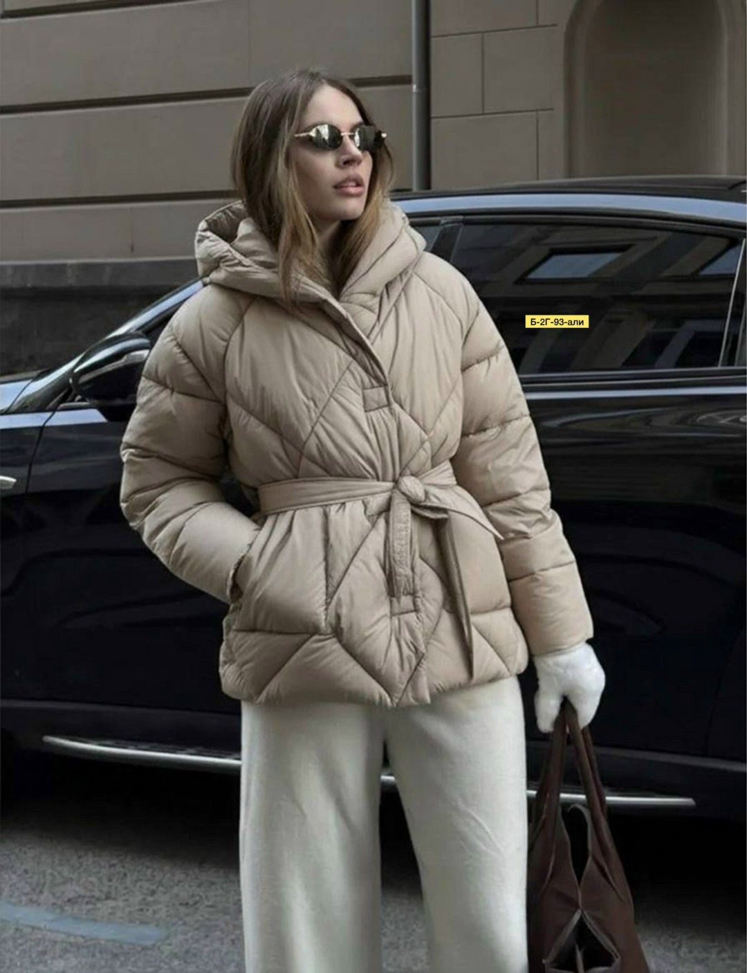 стеганая куртка с поясом и капюшоном каппучино k91 sn,куртка женская демисезонная,куртка демисезонная,куртка женская,куртка с поясом