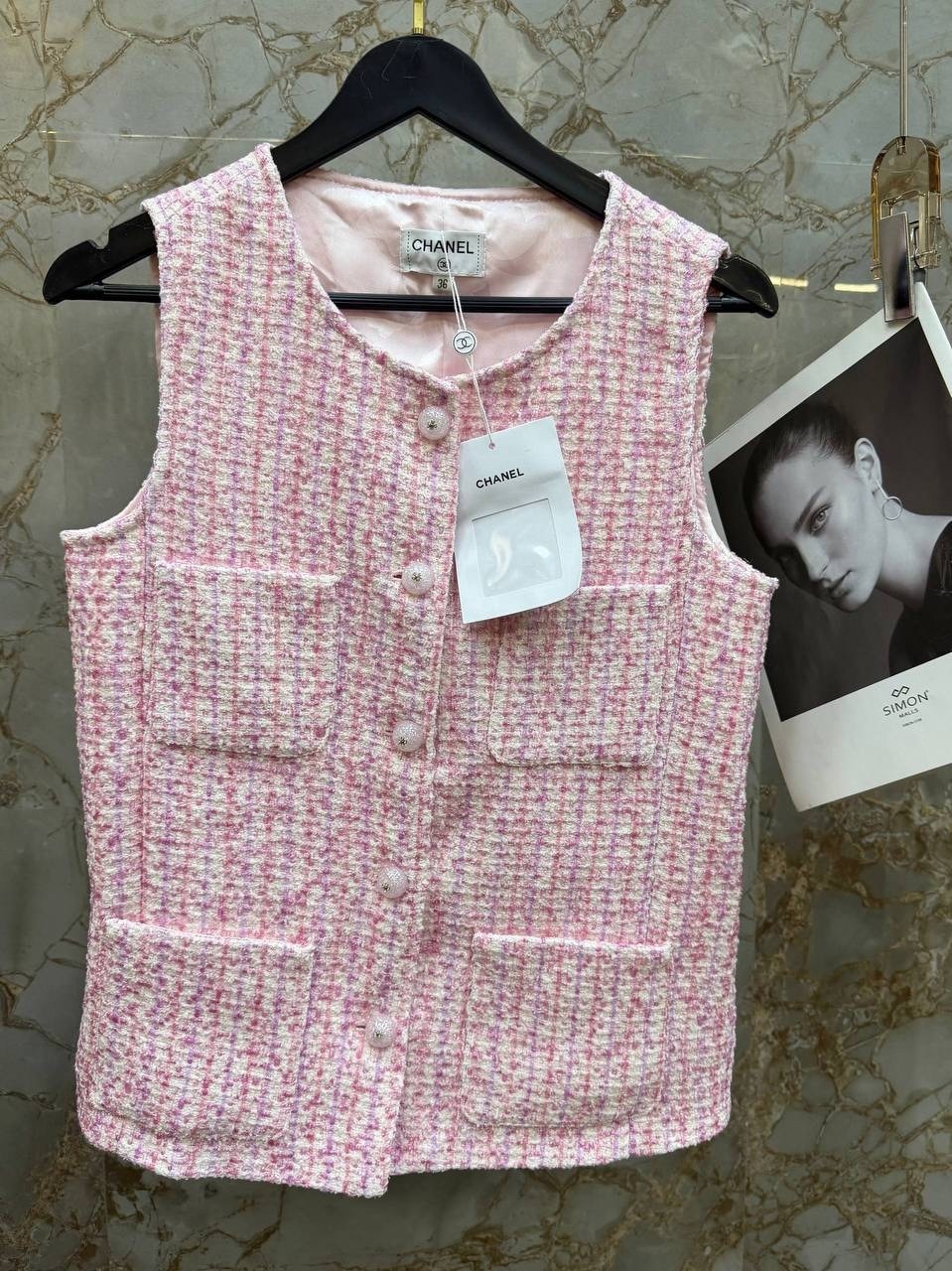 жилет твидовый,женский твидовый жилет с v-образным вырезом,женский твидовый жилет без рукавов,chanel твидовый жилет,женский твидовый жилет