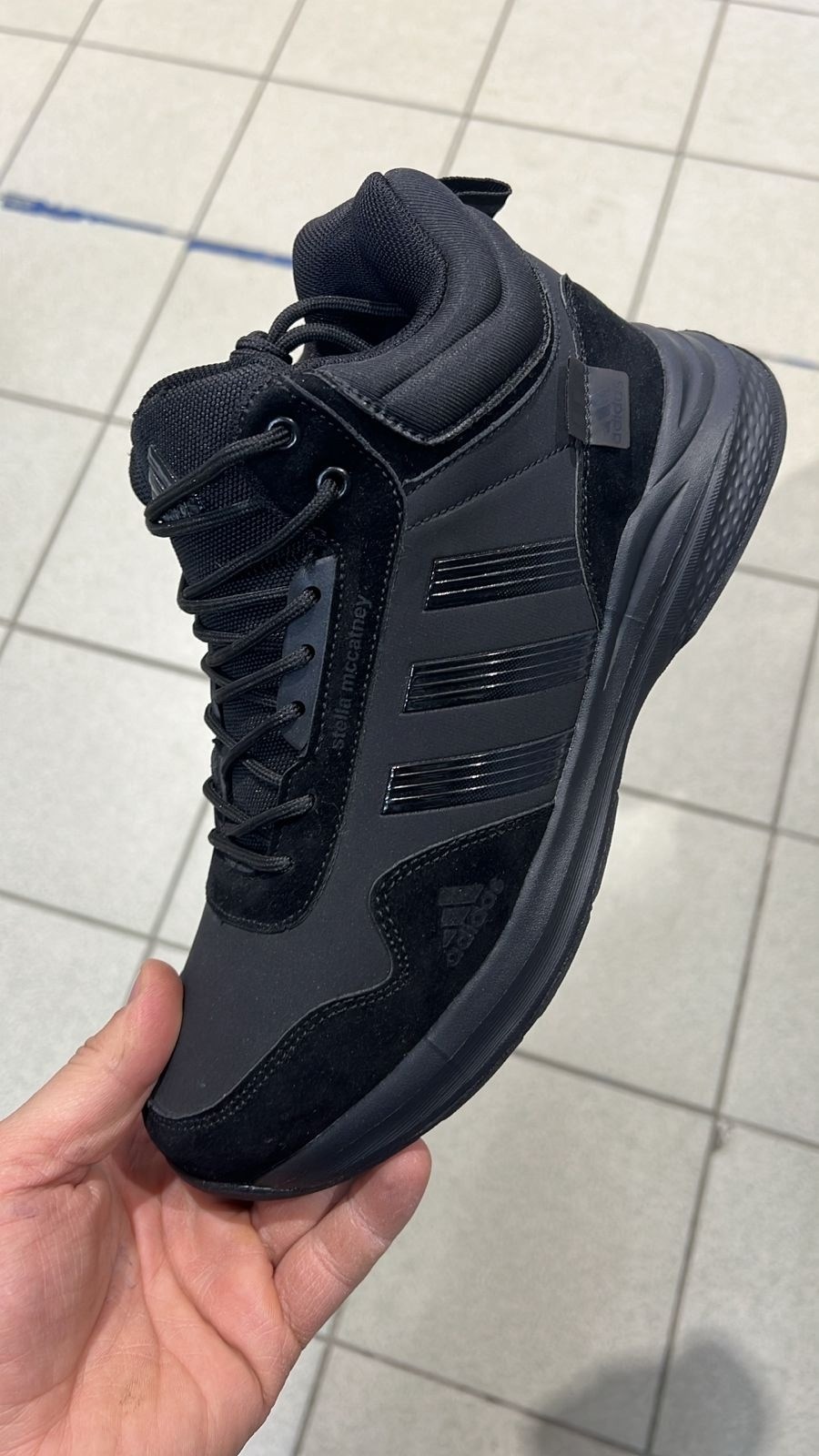 зимние кроссовки adidas,кроссовки мужские adidas,зимние кроссовки adidas climaproof мехом черные мужские ботинки адидас,зимние кроссовки с мехом adidas goretex 12406,кроссовки мужские зимние