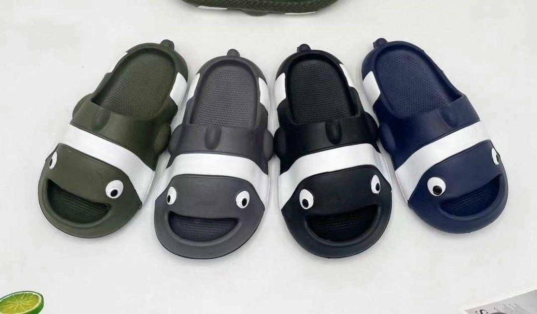 тапочки для плавания,шлепки акула резиновые,модные тапочки,необычные тапочки,тапочки для дома