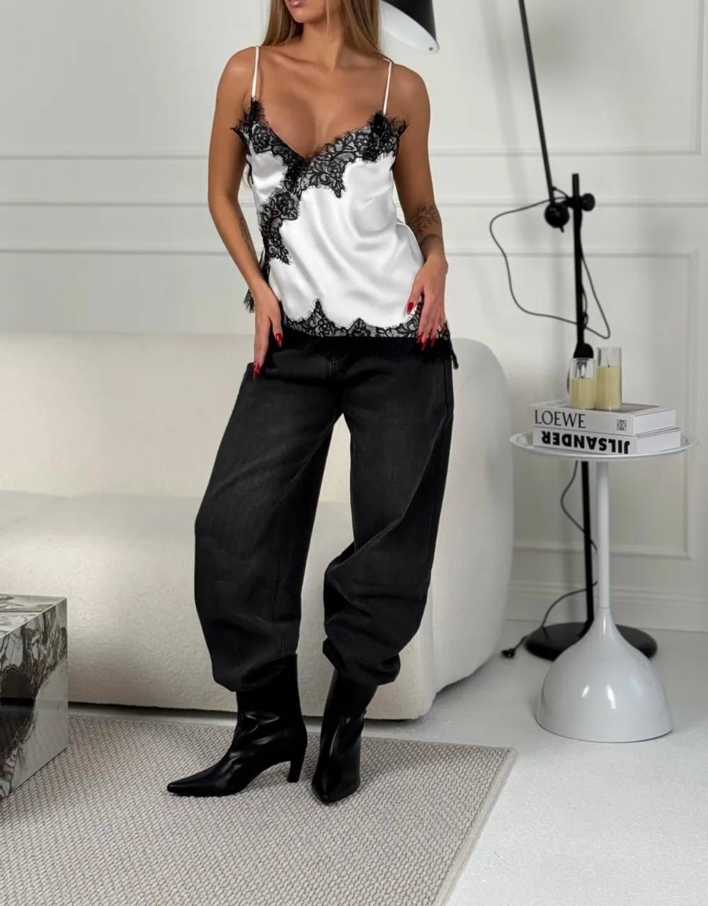 топ с кружевом,шелковая майка на бретельках с кружевом,топ шелковый,майка на бретельках с кружевом,топ на бретелях с кружевом