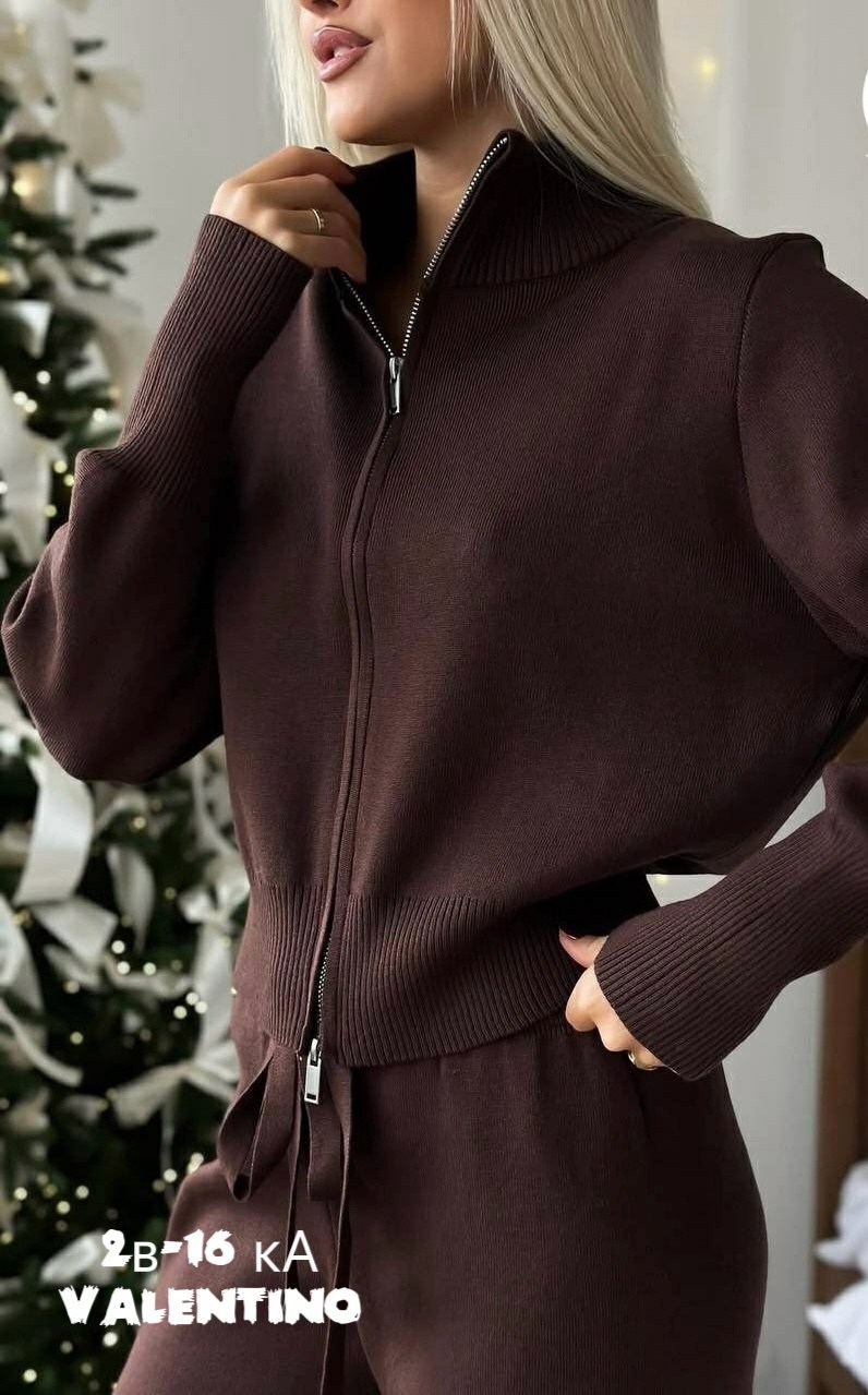 костюм трикотажный,костюм женский,брючный костюм,костюмчик,трикотажный костюм женский