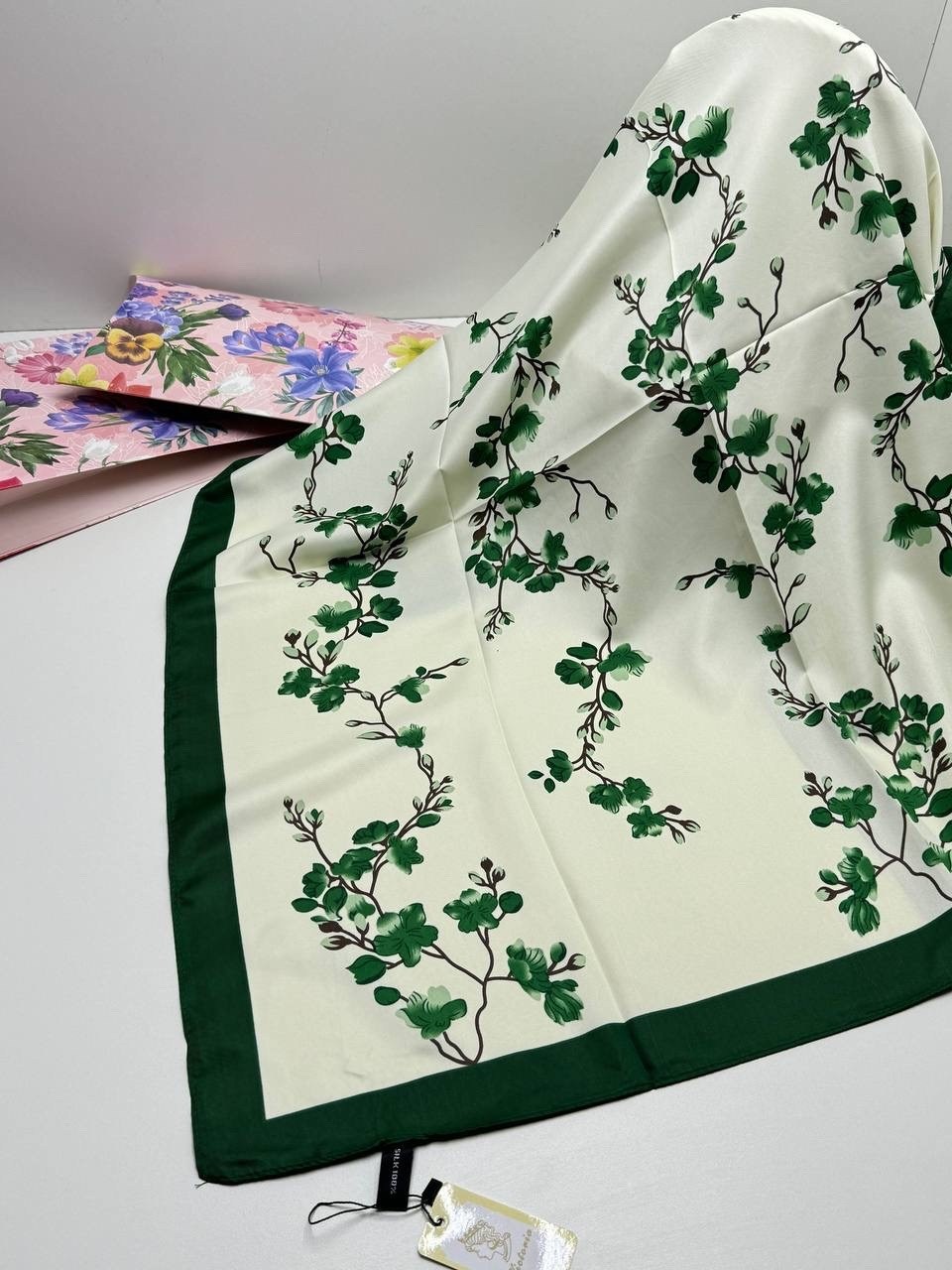 платок шелковый,платок женский,платок шелковый женский,платок,платки шарф