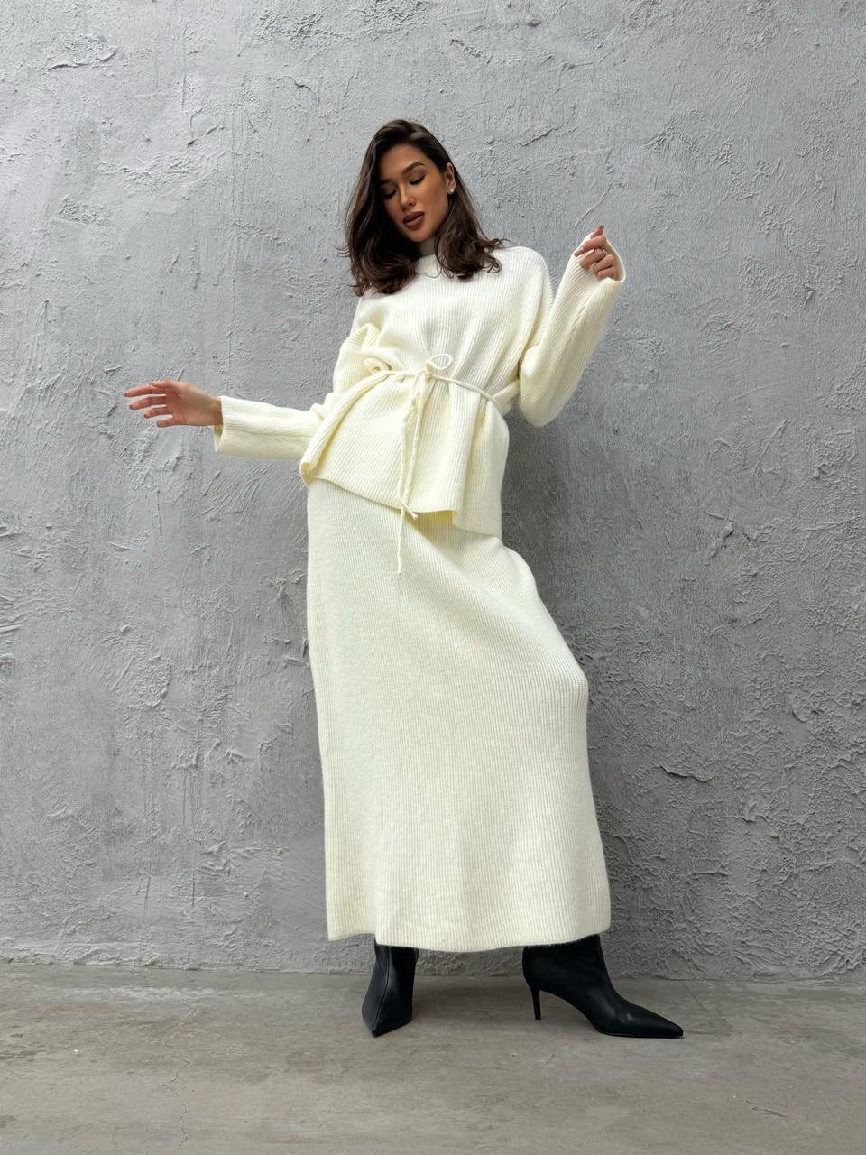 трикотажные костюмы с юбкой,трикотажный вязаный костюм с юбкой,трикотажные костюмы,женский трикотажный костюм с юбкой,костюм вязаный с юбкой