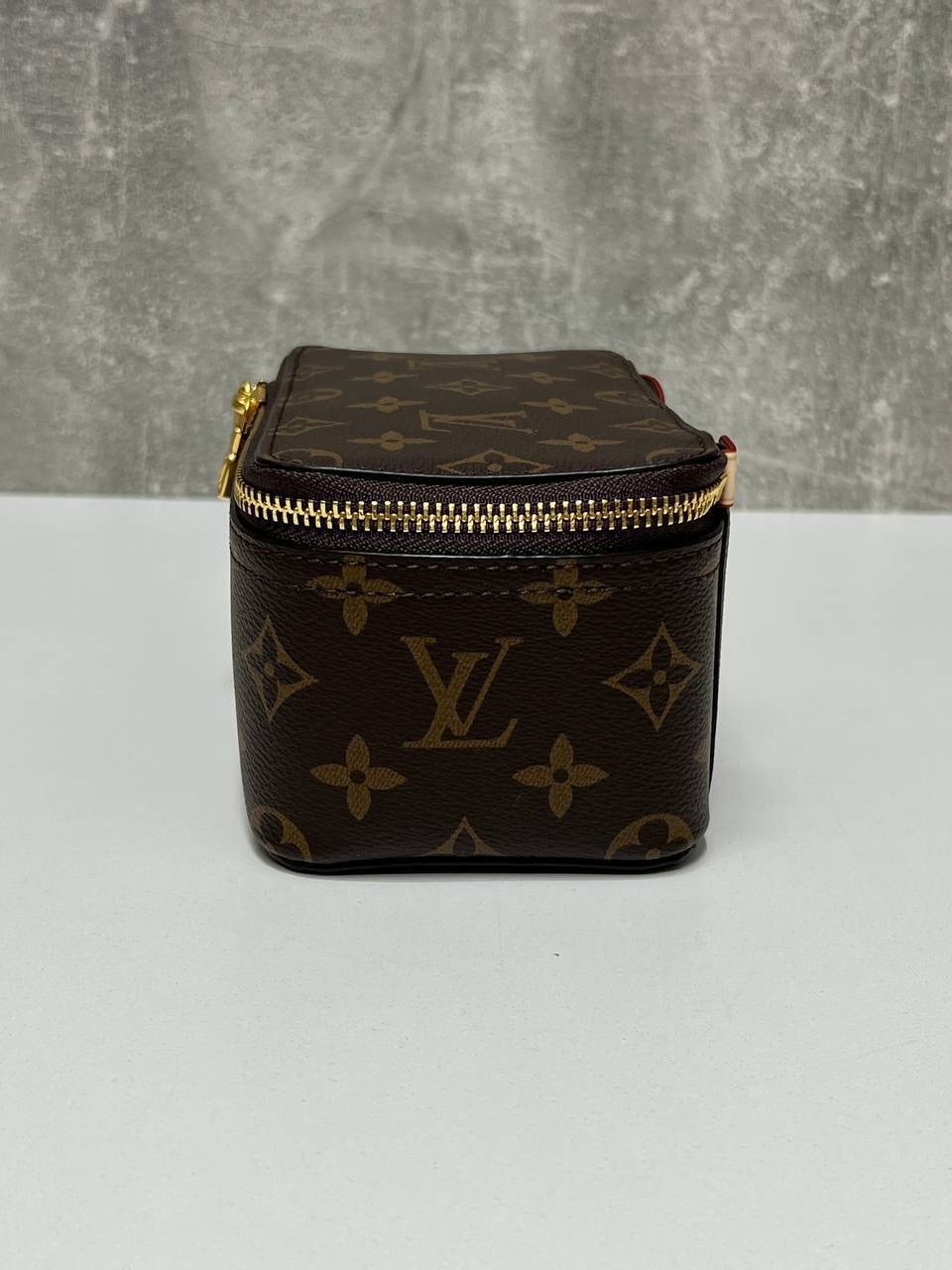 косметичка louis vuitton,louis vuitton косметичка louis vuitton,косметичка луи витон оригинал,луи виттон косметичка,cумка louis vuitton