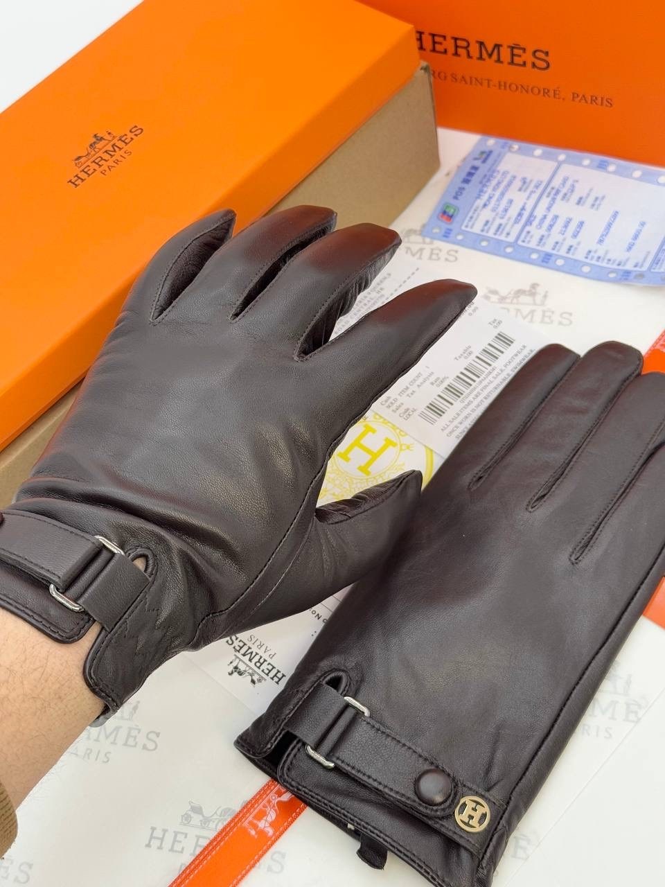 перчатки hermes,перчатки,перчатки модные,теплые перчатки,женские перчатки