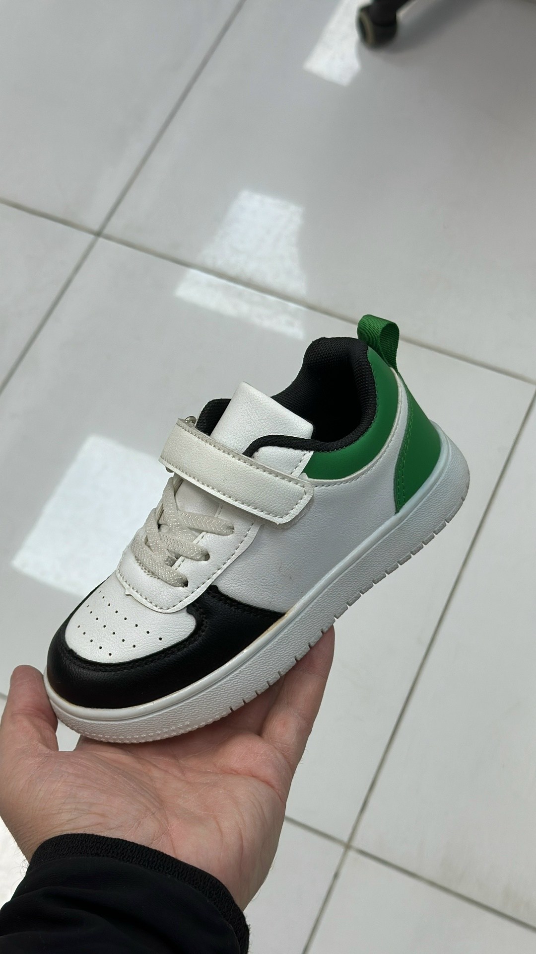 детские кроссовки,,кроссовки мальчику,кроссовки закрытые,кроссовка детская