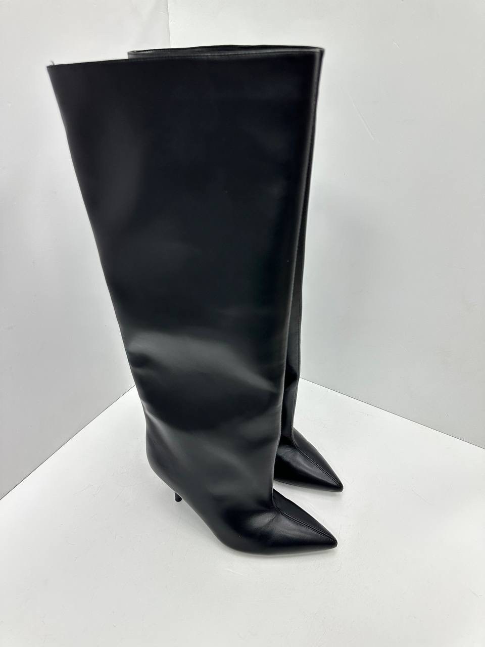 модные сапоги,сапоги на шпильке,,шикарные сапоги,сапоги высокие