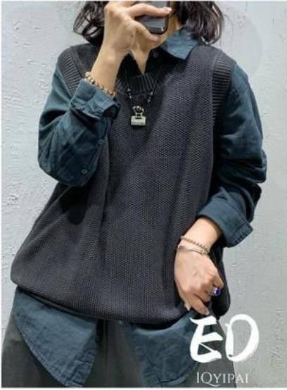 жилетка вязаная,вязаный жилет,жилет женская вязаная,стильная вязаная безрукавка,трикотажный жилет