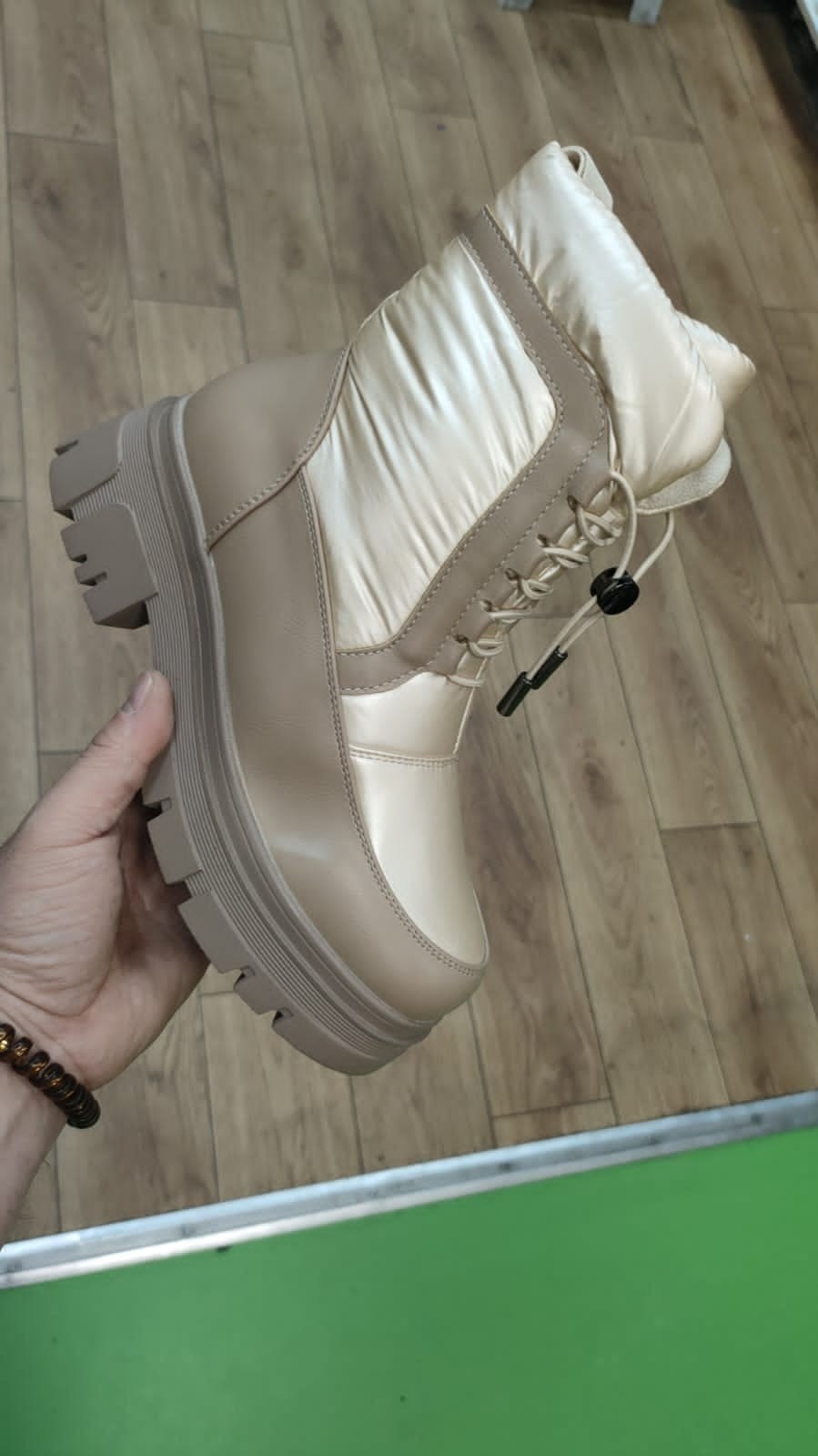 дутики ботинки зимние на платформе bella strada,женские дутики,дутики,зимние ботинки женские дутики мода 2025-2025,дутики зимние