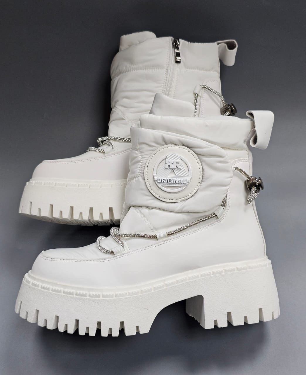 ботинки женские,,ботинки модные,зимняя  женская,женская