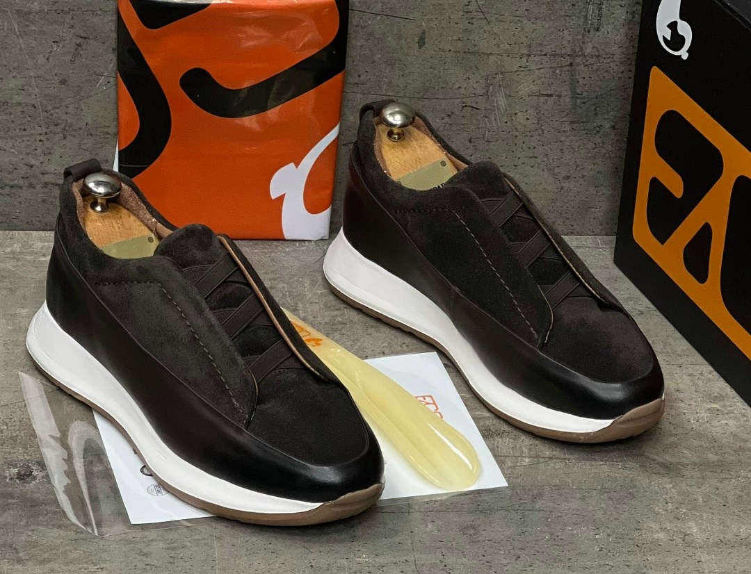 ,замшевые кроссовки,кроссовки для мужчин замш,замшевые кроссовки мужские,спортивная