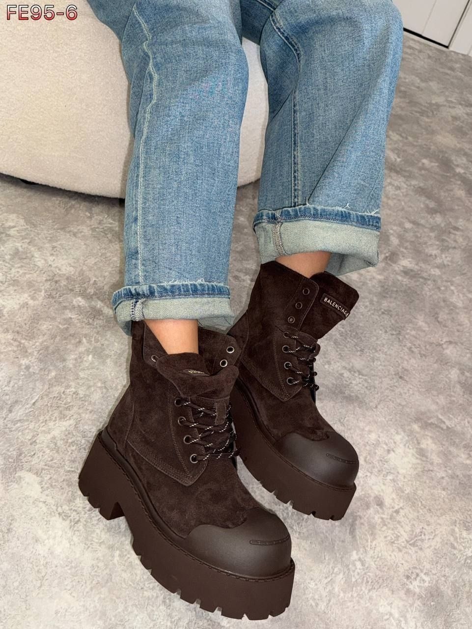 ботинки осенние balenciaga,стильные ботинки,ботинки челси balenciaga,ботинки осенние balenciaga premium shoes цвет темный горький шоколад,ботинки осенние balenciaga premium shoes