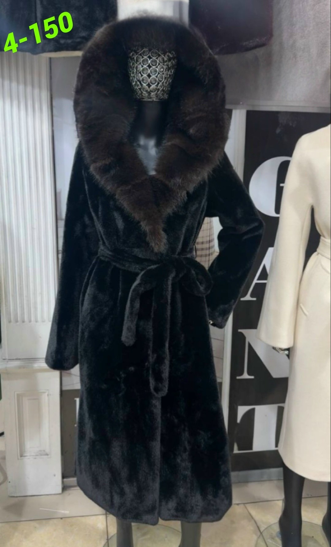 удлинённая шуба из экомеха,шуба,норковая шуба,женская шуба,шуба с капюшоном