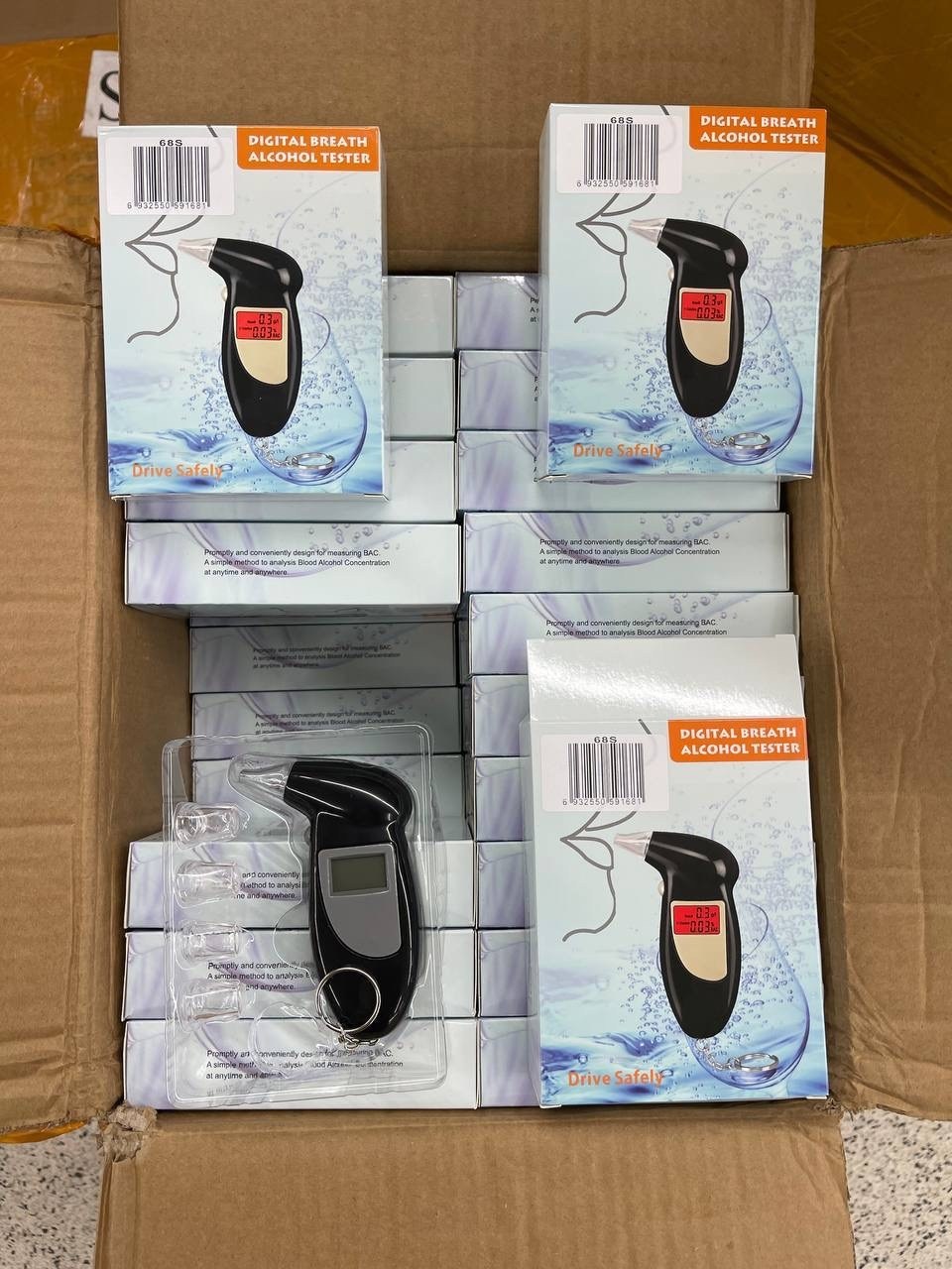 цифровой алкотестер,цифровой алкотестер профессиональный,алкотестер профессиональный,портативный алкотестер,алкотестер