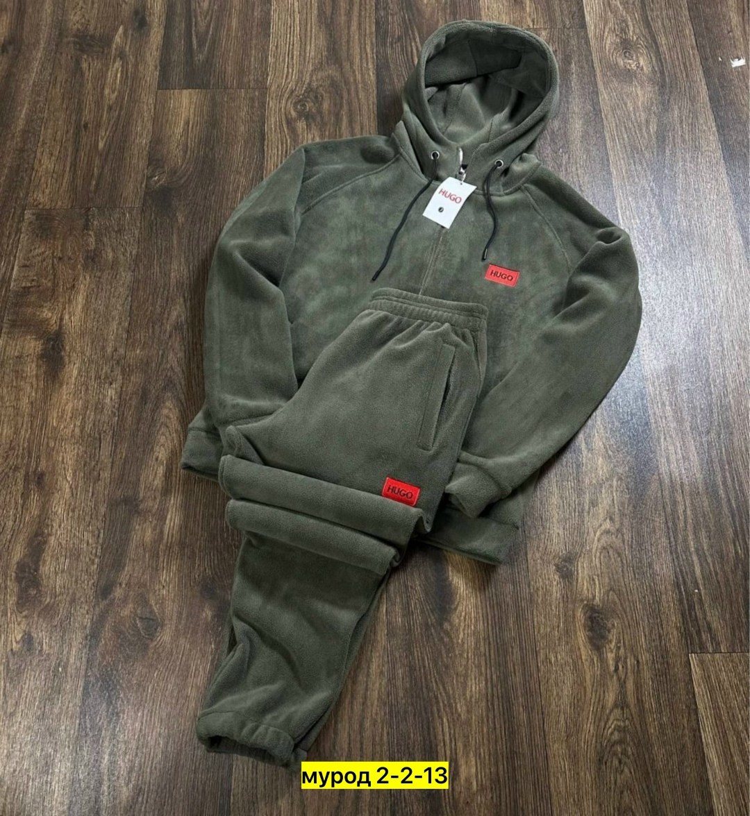 спортивный костюм hugo boss на флисе,костюм hugo зима материал двухсторонний флис,спортивный костюм hugo,спортивный костюм для мужчин двухсторонний флис,спортивный костюм hugo флис двухсторонний
